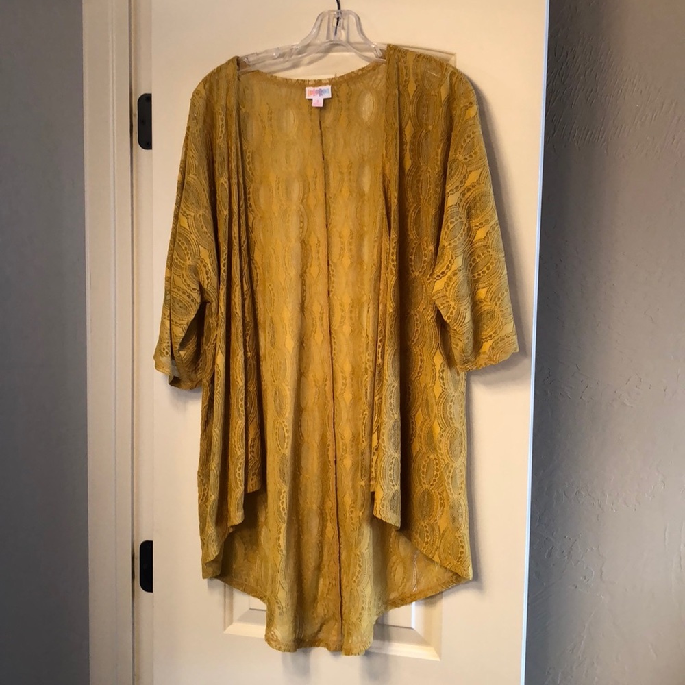 LuLaRoe Lace Lindsey size S golden